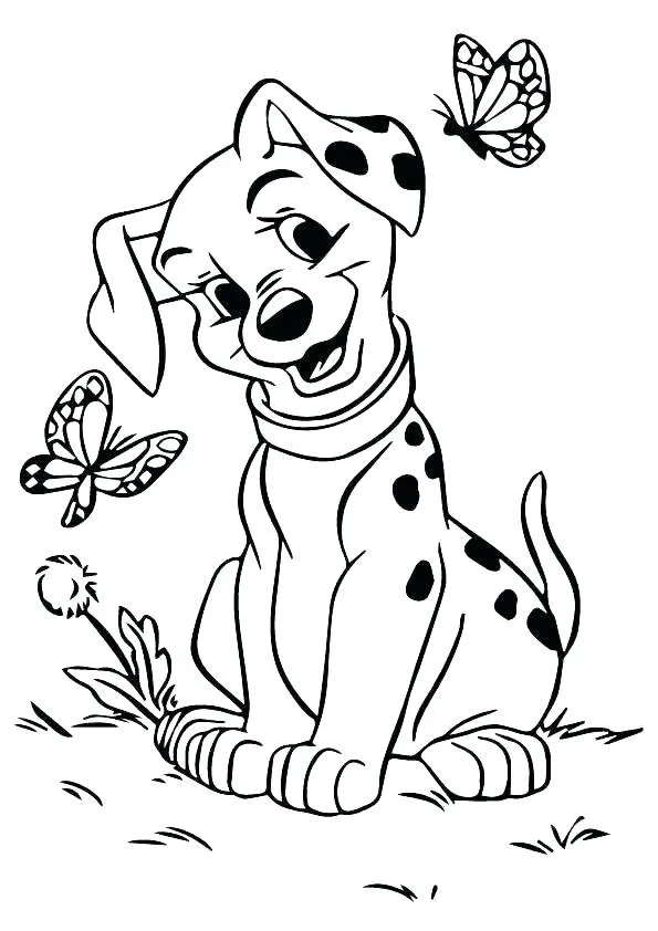 Desenho de 101 Dálmatas: Um filhote dálmata alegre e sentado em um campo de grama. O filhote observa duas borboletas voando ao seu redor e uma flor ou dente-de-leão está atrás dele.