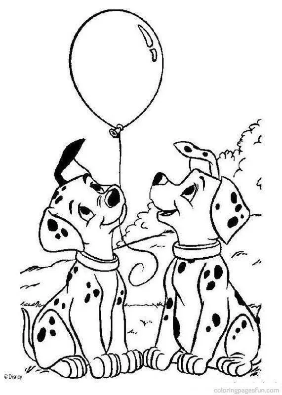 Desenho de 101 Dálmatas: Dois filhotes sentados na grama, felizes, brincando com um balão grande. Um dos filhotes está segurando o barbante do balão com a boca.