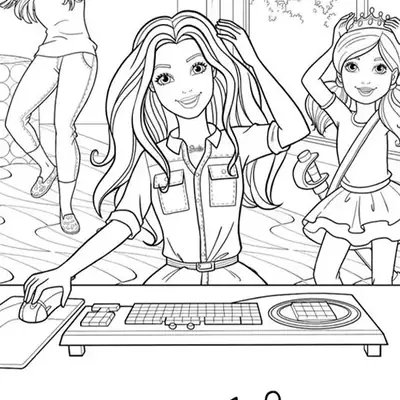 Desenho de contorno da Barbie usando computador com mouse e teclado, enquanto duas amigas brincam fantasiadas ao fundo.