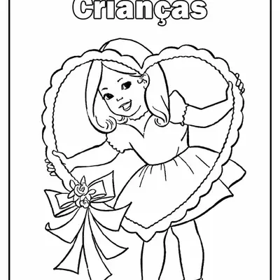 Desenho de contorno para colorir de uma menina sorridente segurando uma moldura grande de coração com babados e um laço com flores na ponta. Texto 